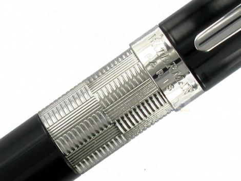 Bút máy Waterman Elegance Black CT FP